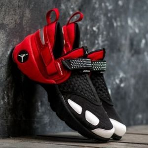 NIKE Air Jordan Trunner LX Sneakers White